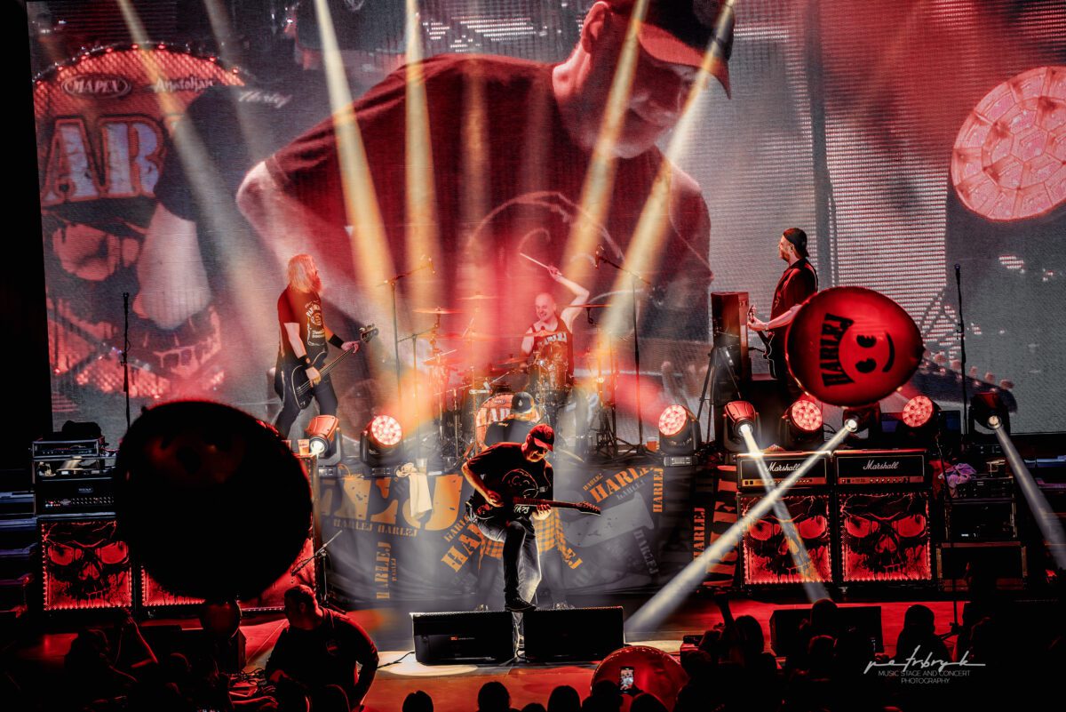 DSC 1911 Vylepsene NR