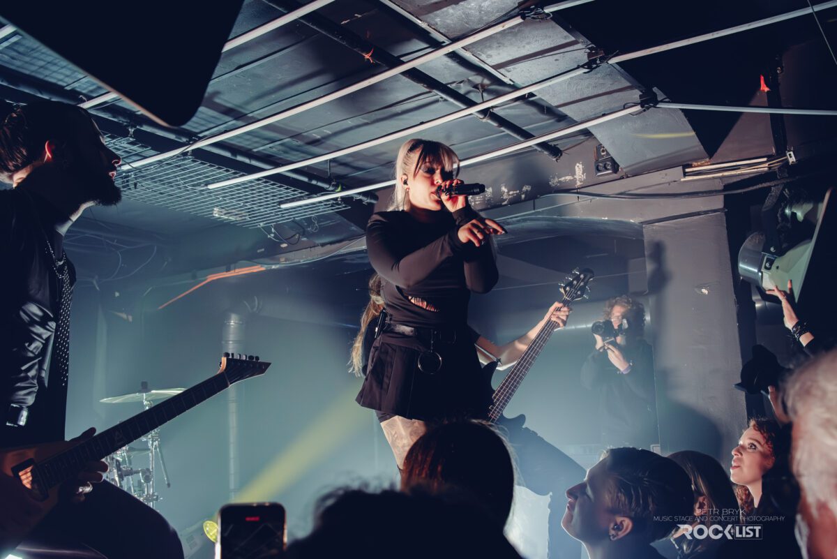 DSC 9520 Vylepsene NR