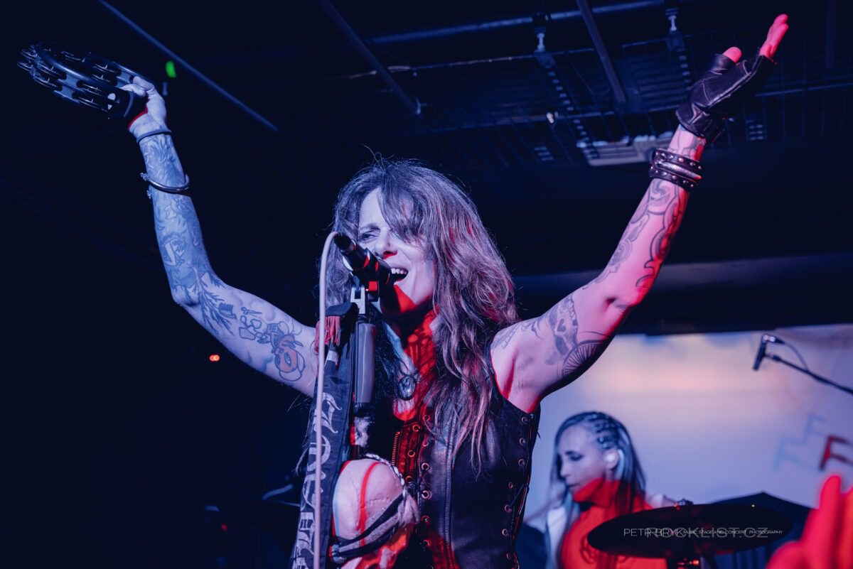 DSC 9916 Vylepsene NR 1