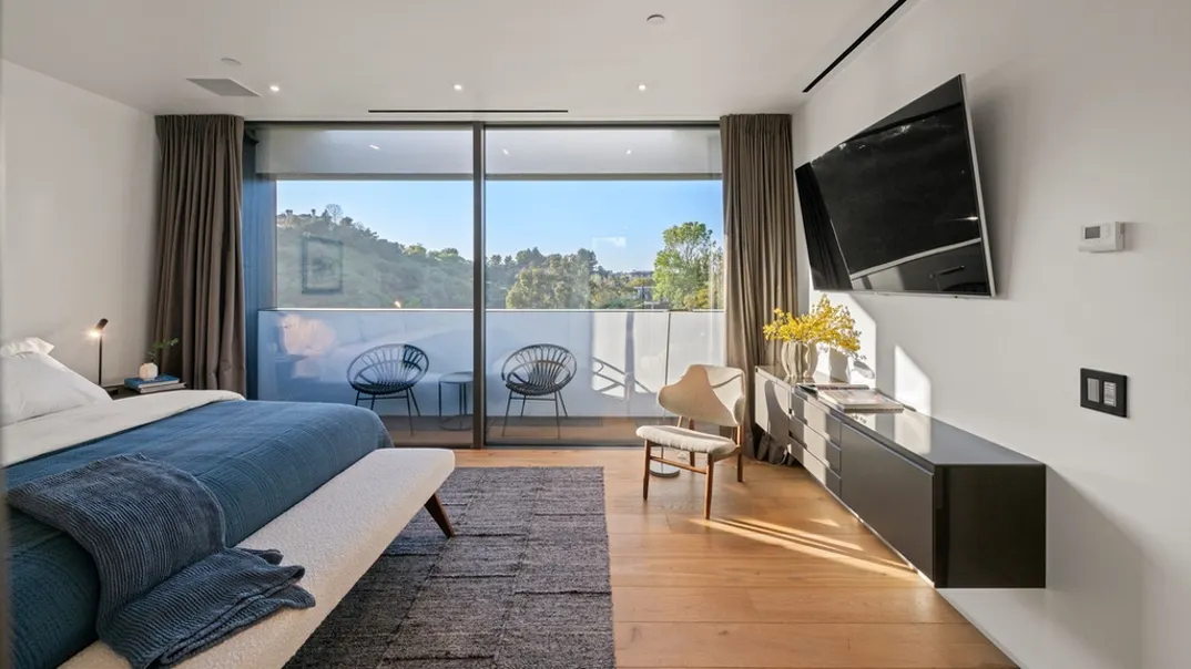 465b49d4e01742e3a4011f7201ee2bdd lg