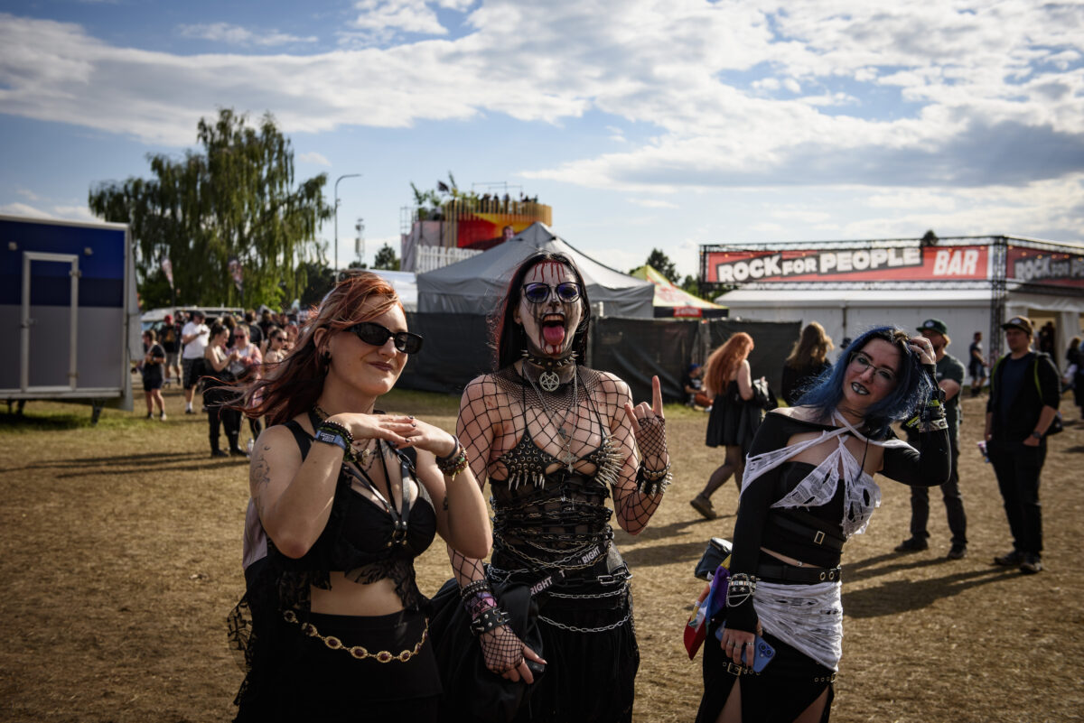Fans RfP 100