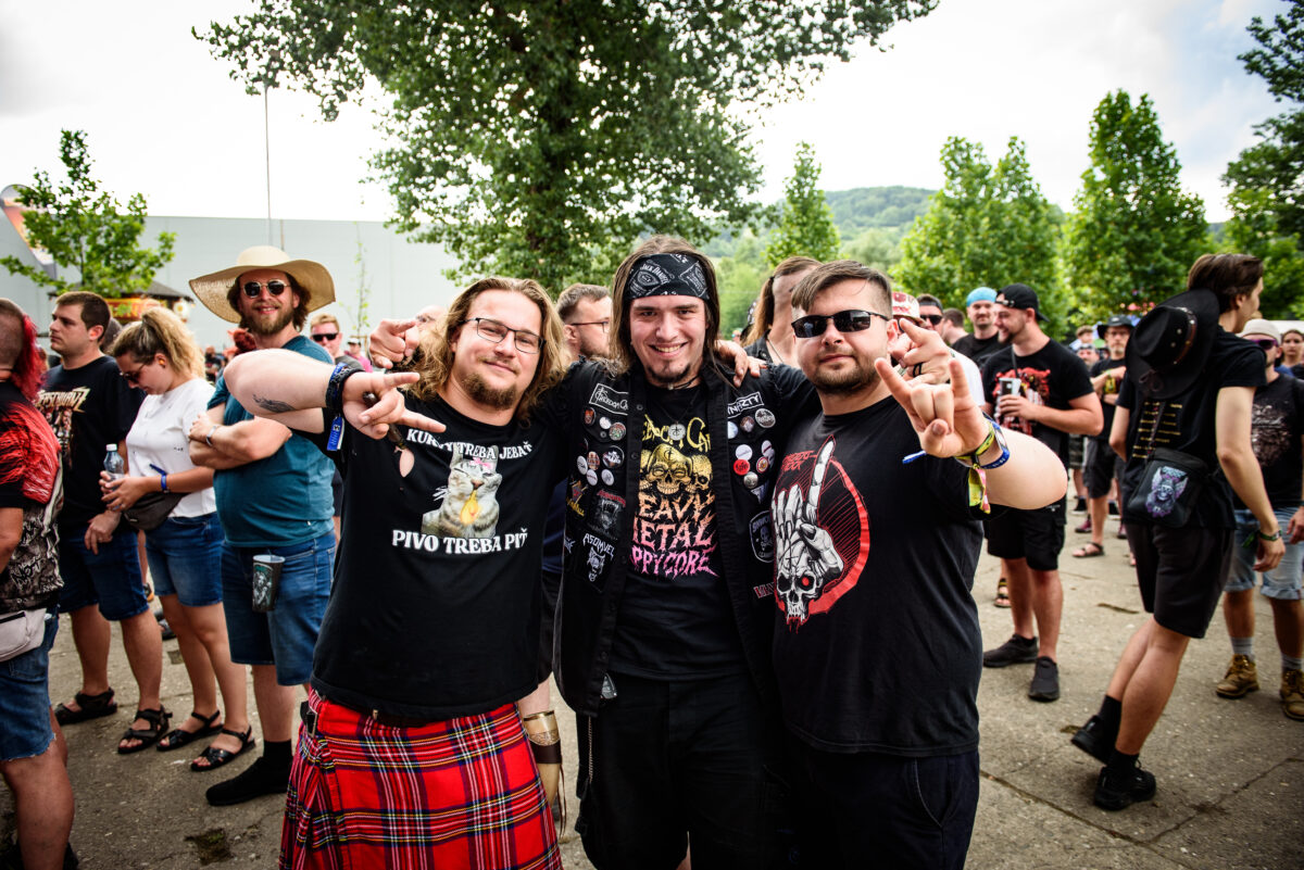 Fans 18 1
