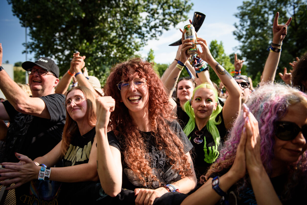 Fans 31