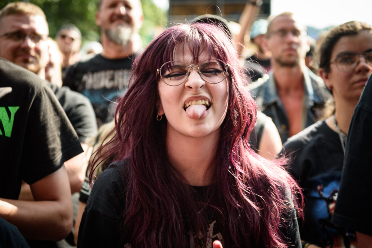 Fans 32