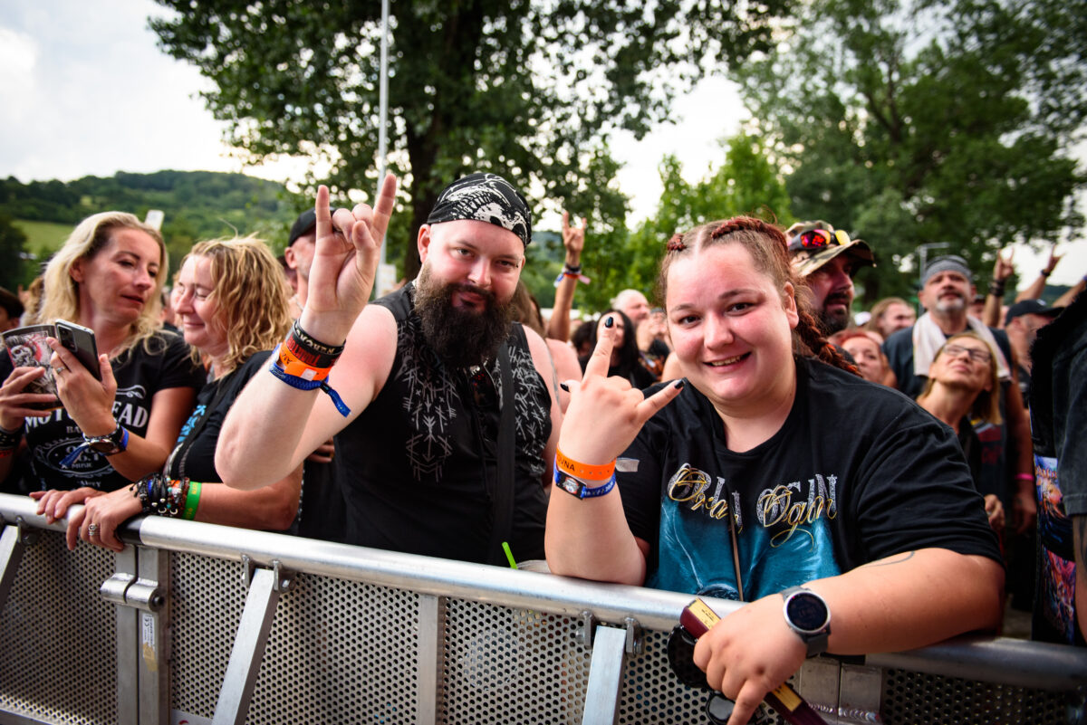 Fans 20